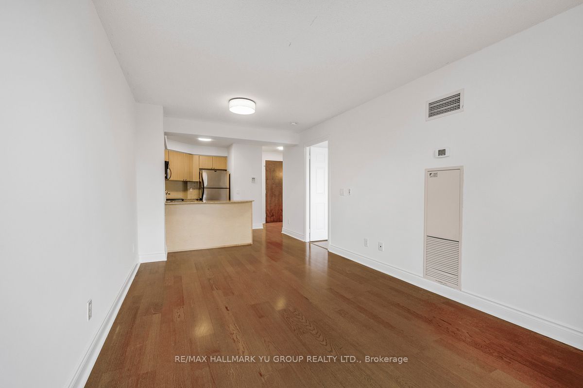763 Bay Street 4101