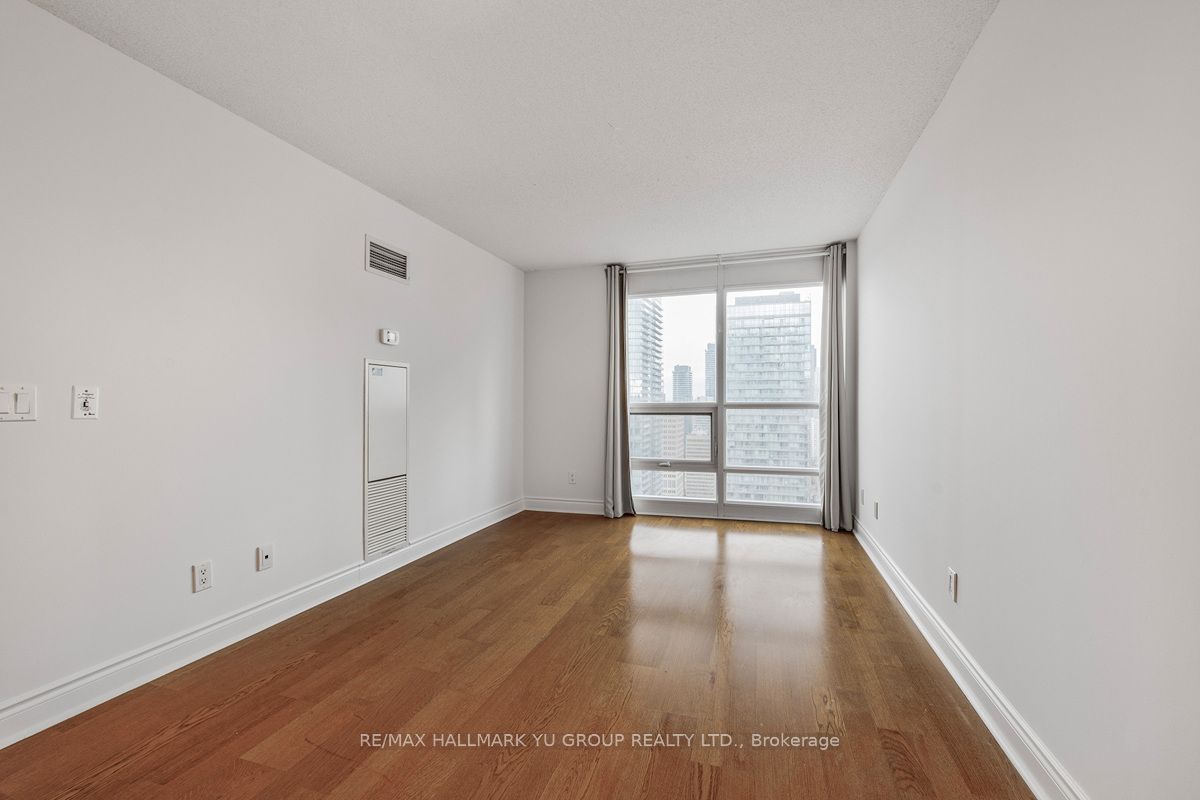 763 Bay Street 4101