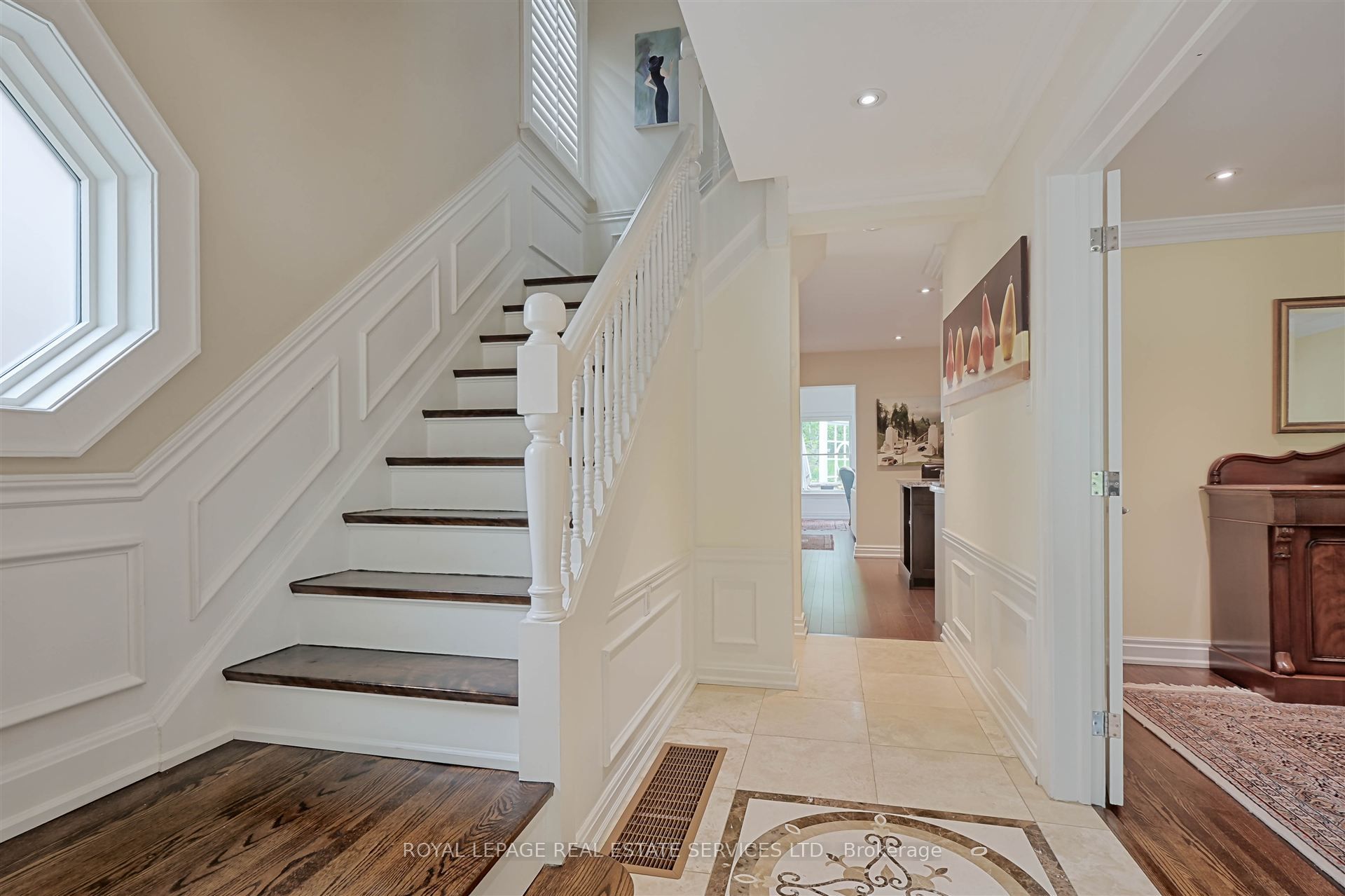 230 The Kingsway N/A