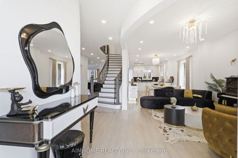 47 O'hara Crescent Richmond Hill ON L4E 4L3