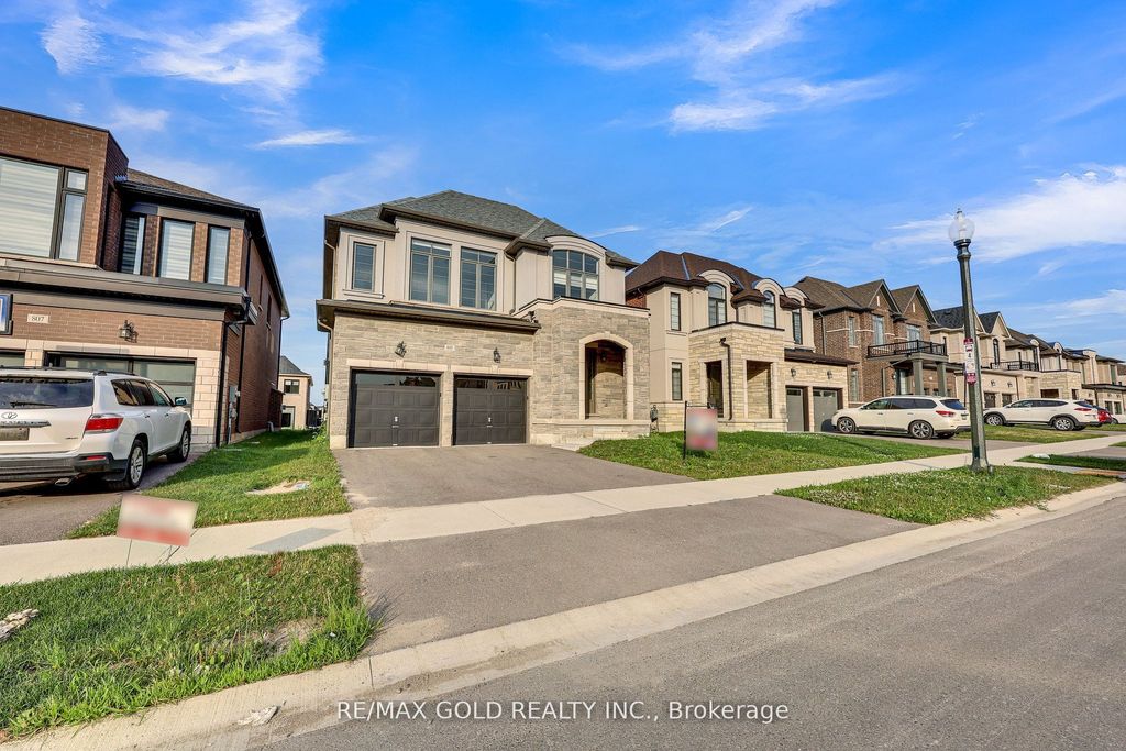 Photo of 803 Queenston Boulevard, Woodstock, ON N4T 0M5 (MLS # X12401453)