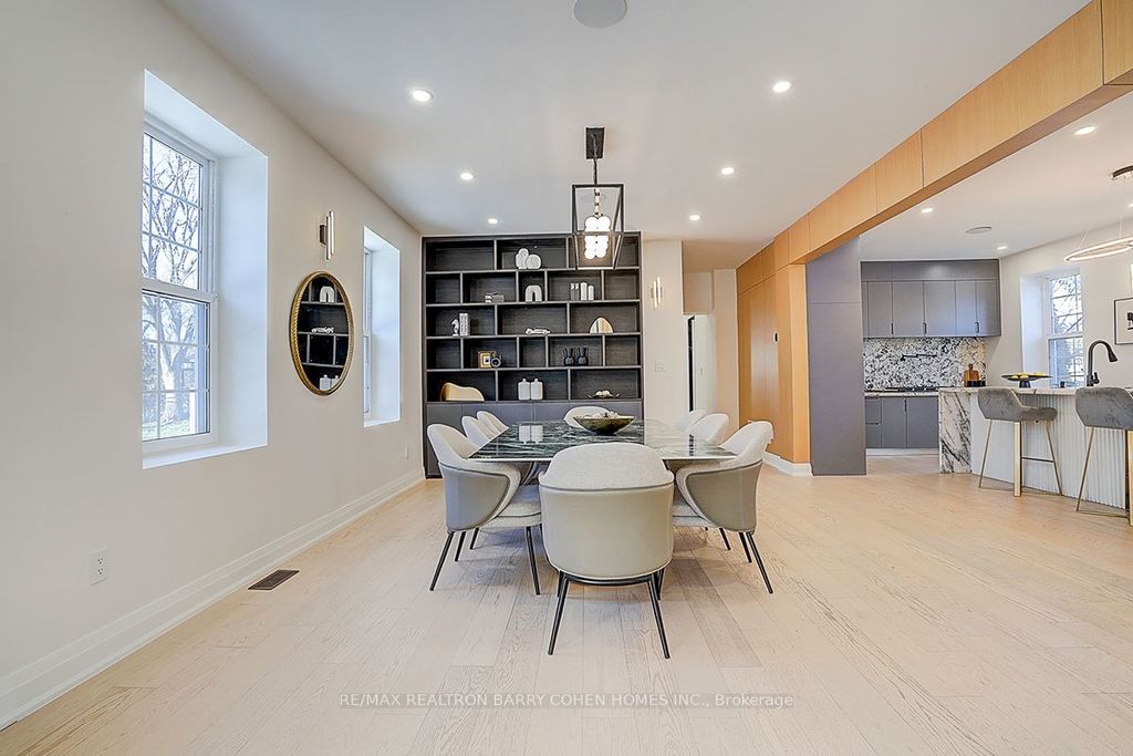 Photo of 324 Old Yonge Street, Toronto, ON M2P 1R4 (MLS # C13141036)
