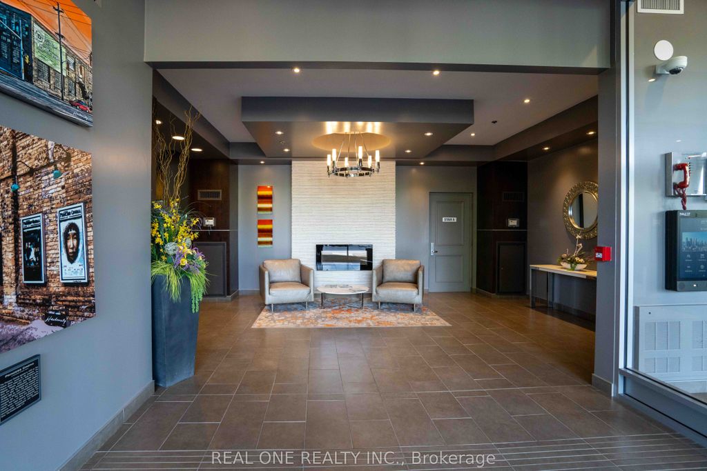 Photo of 191 king Street S #703, Waterloo, ON N2J 1R1 (MLS # X13028158)