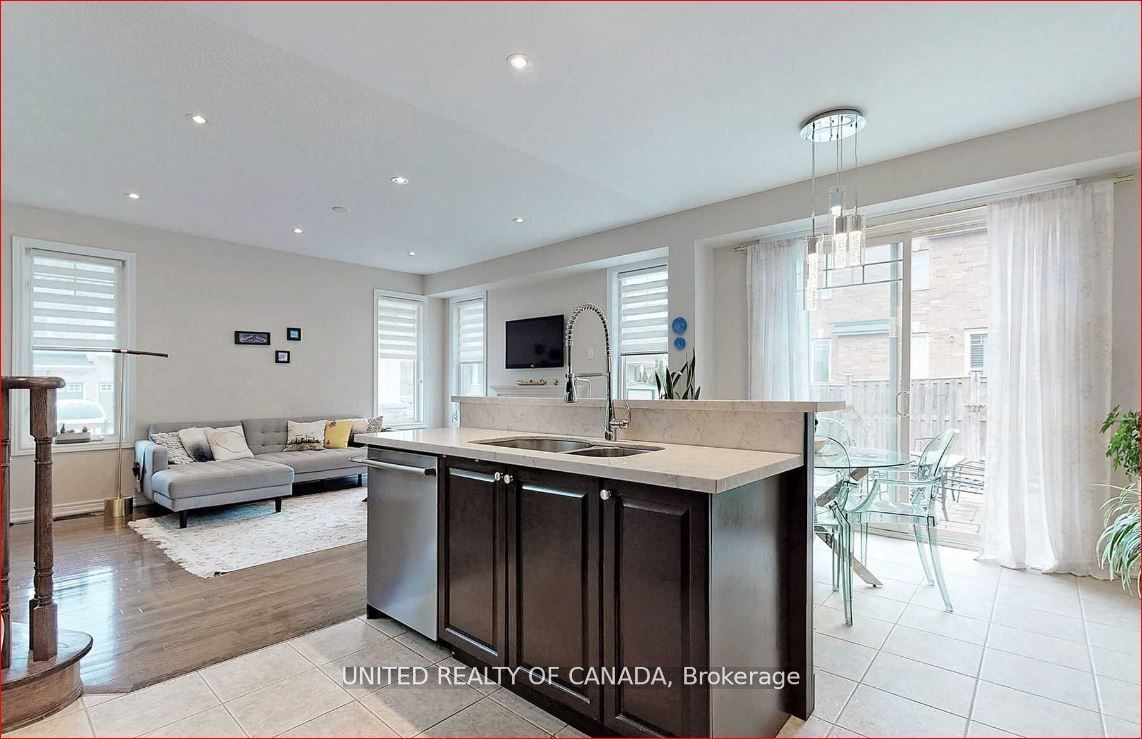 2 Thistle Avenue