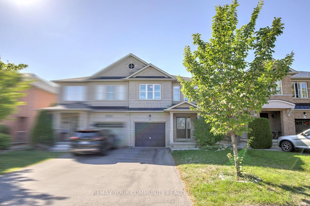 Photo of 32 Black Maple Crescent, Vaughan, ON L6A 0P6 (MLS # N13125532)
