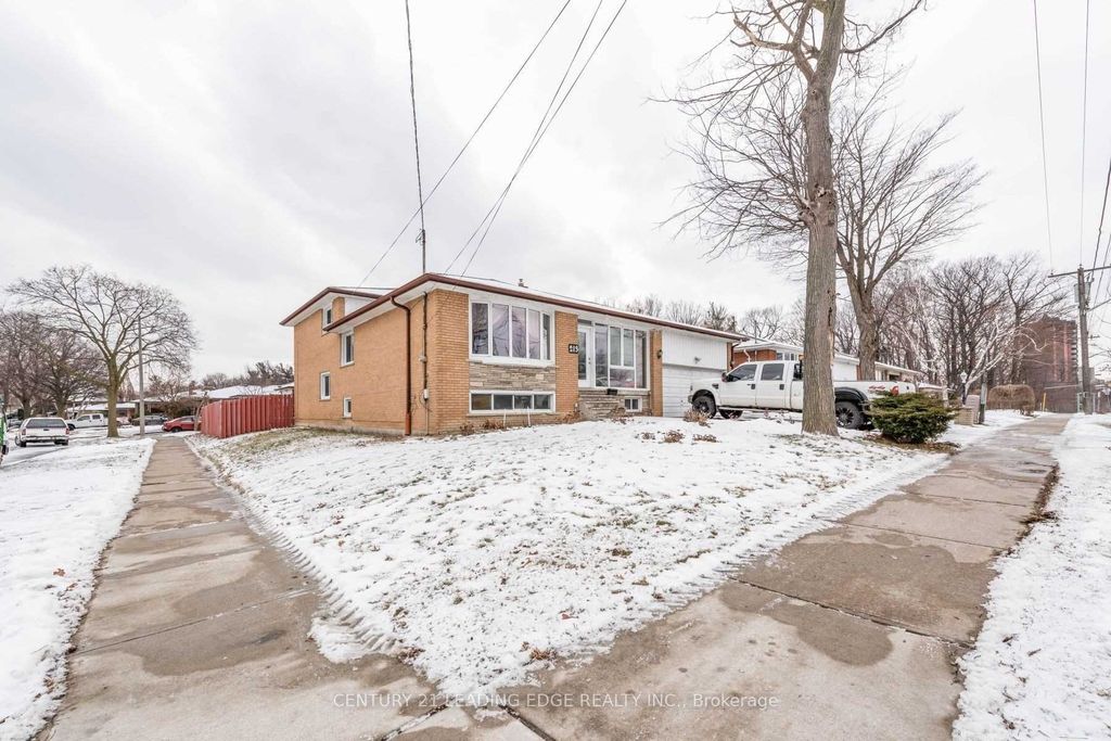 Photo of 213 Grandravine Drive, Toronto, ON M3J 1B9 (MLS # W12972690)