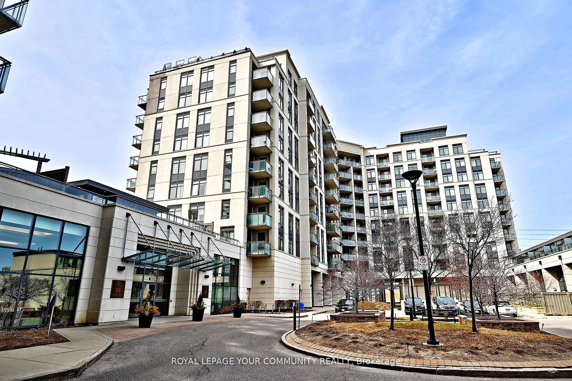 12 Woodstream Boulevard 1018
