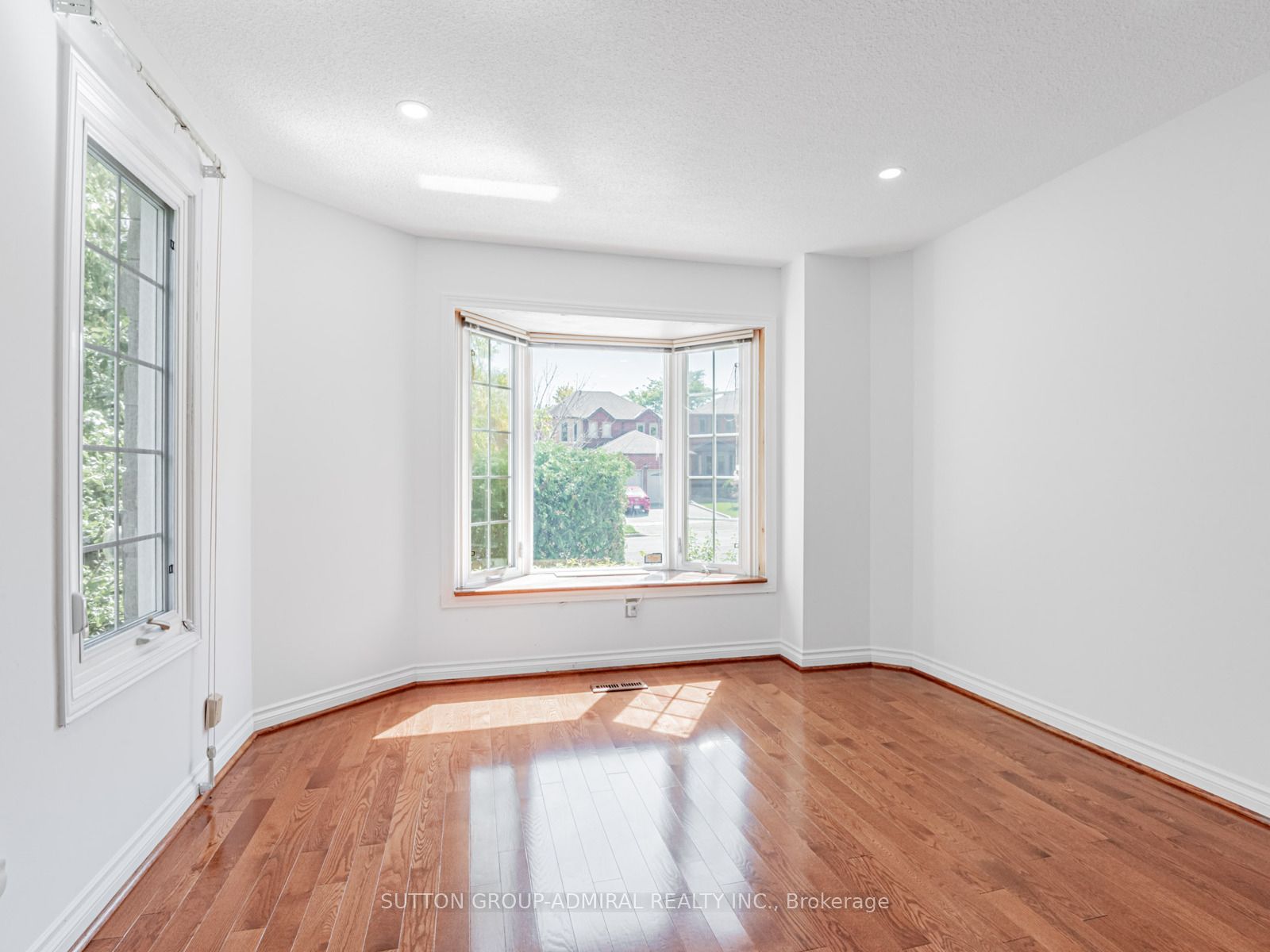98 Rosedale Heights Drive