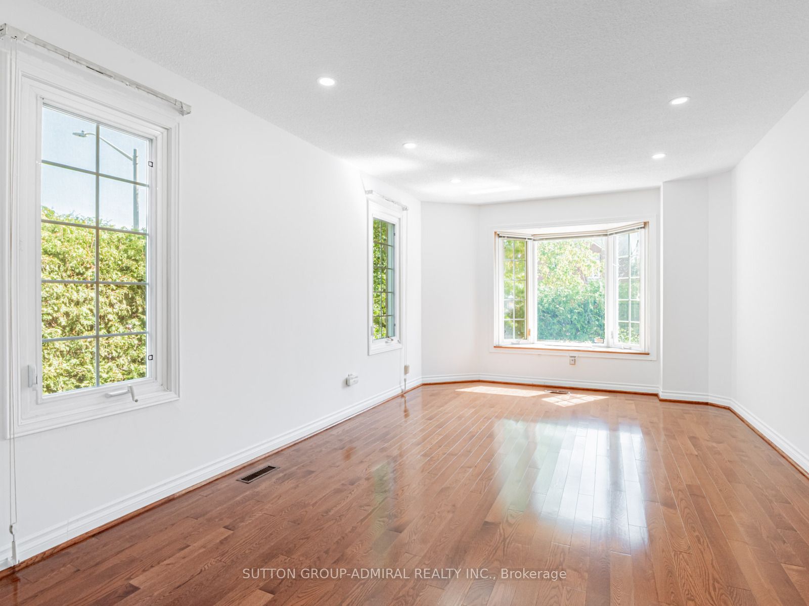 98 Rosedale Heights Drive