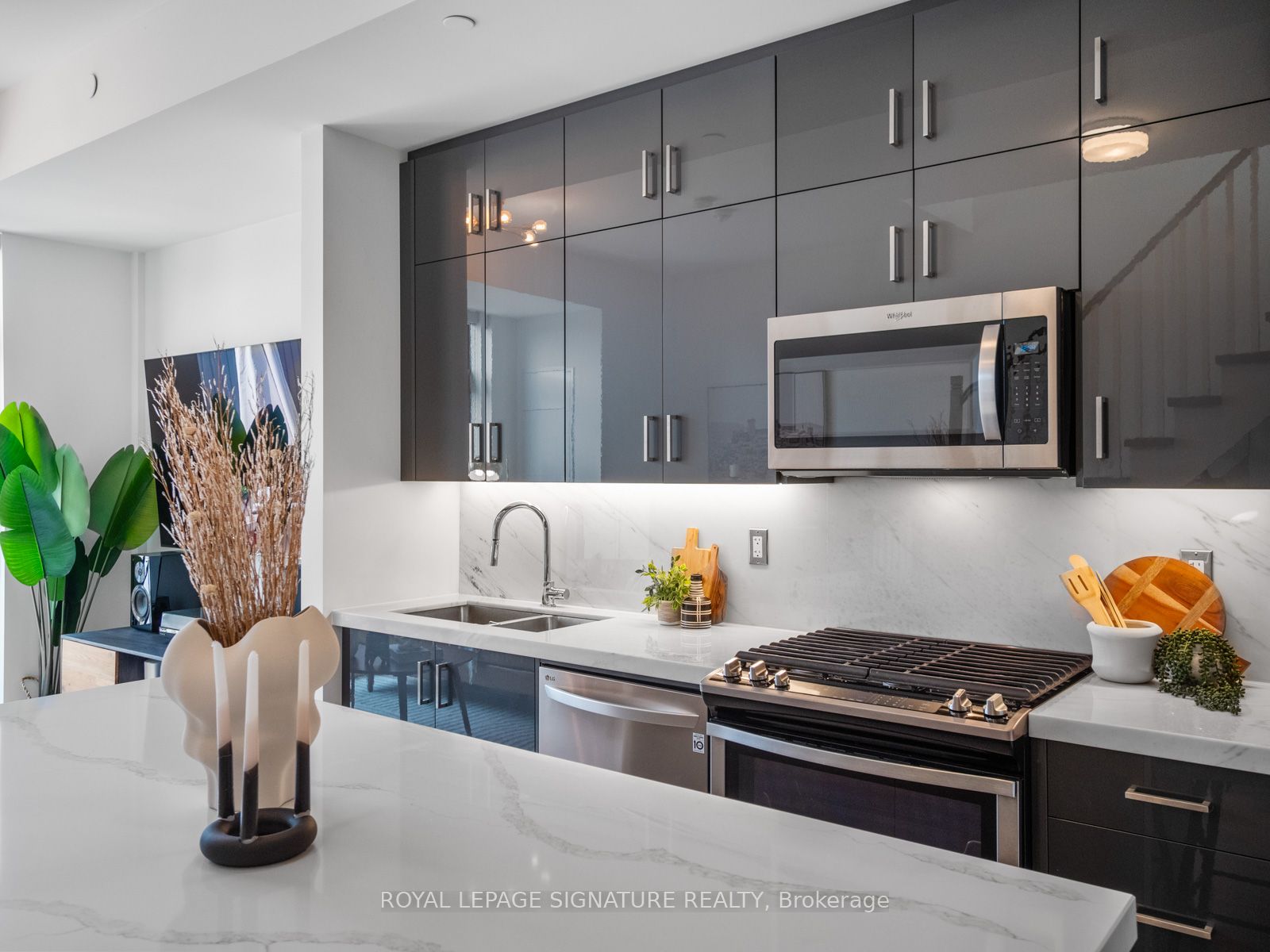 14 Dewhurst Boulevard 406