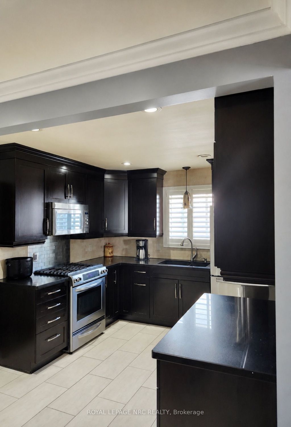Photo of 7689 TRACKVIEW Street, Niagara Falls, ON L2H 2Z6 (MLS # X13552330)