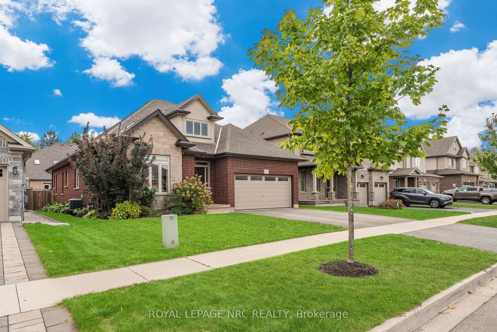 Photo of 23 Abbott Place, Pelham, ON L0S 1E5 (MLS # X12654182)