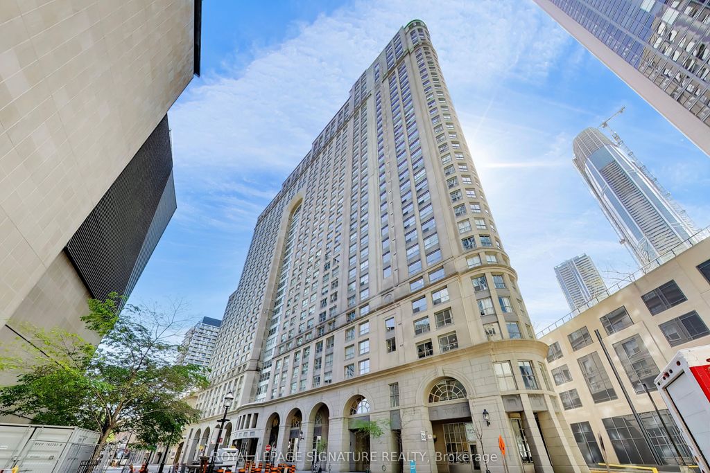 Photo of 25 The Esplanade N/A #2313, Toronto, ON M5E 1W5 (MLS # C13520516)