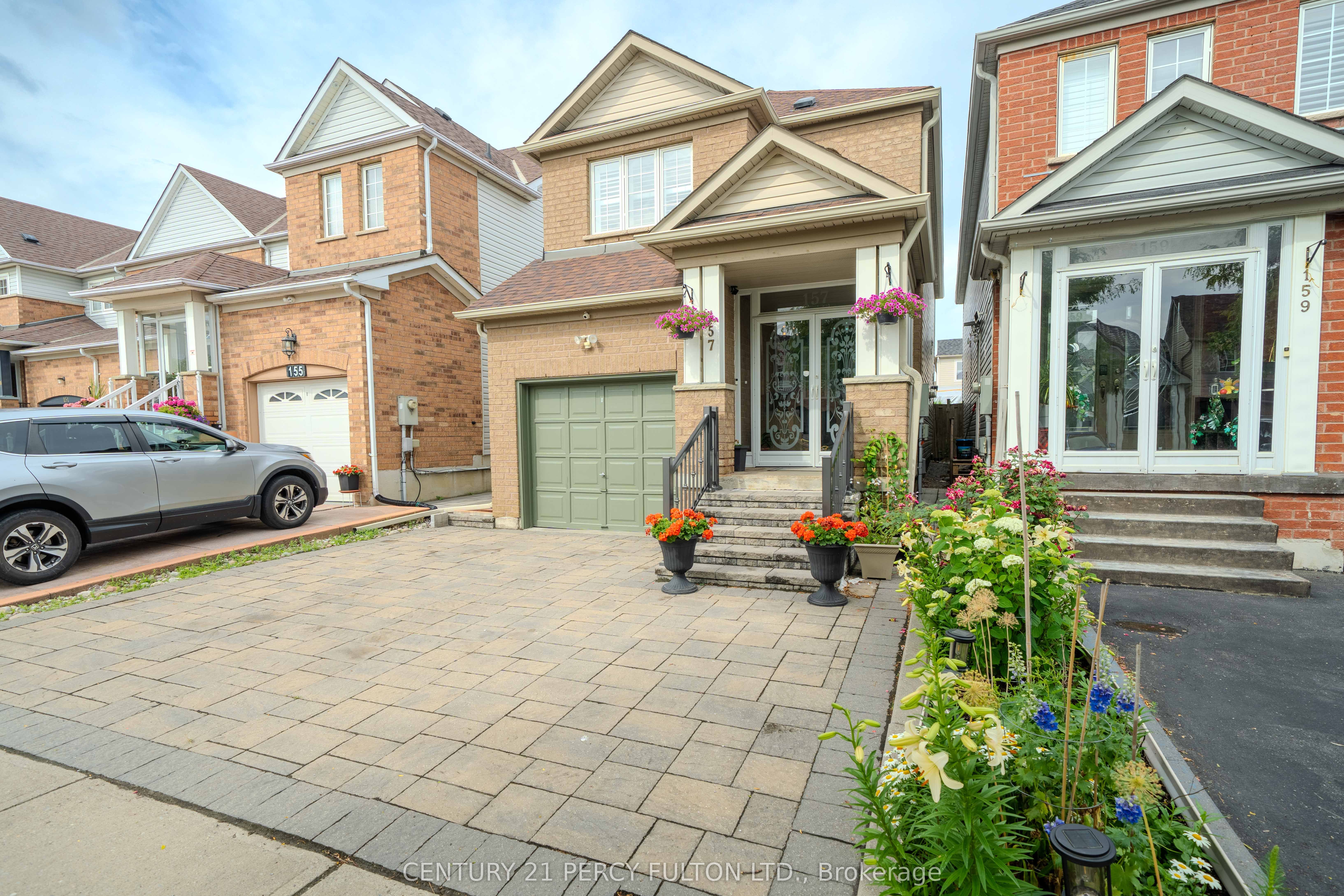 157 Billingsley Crescent
