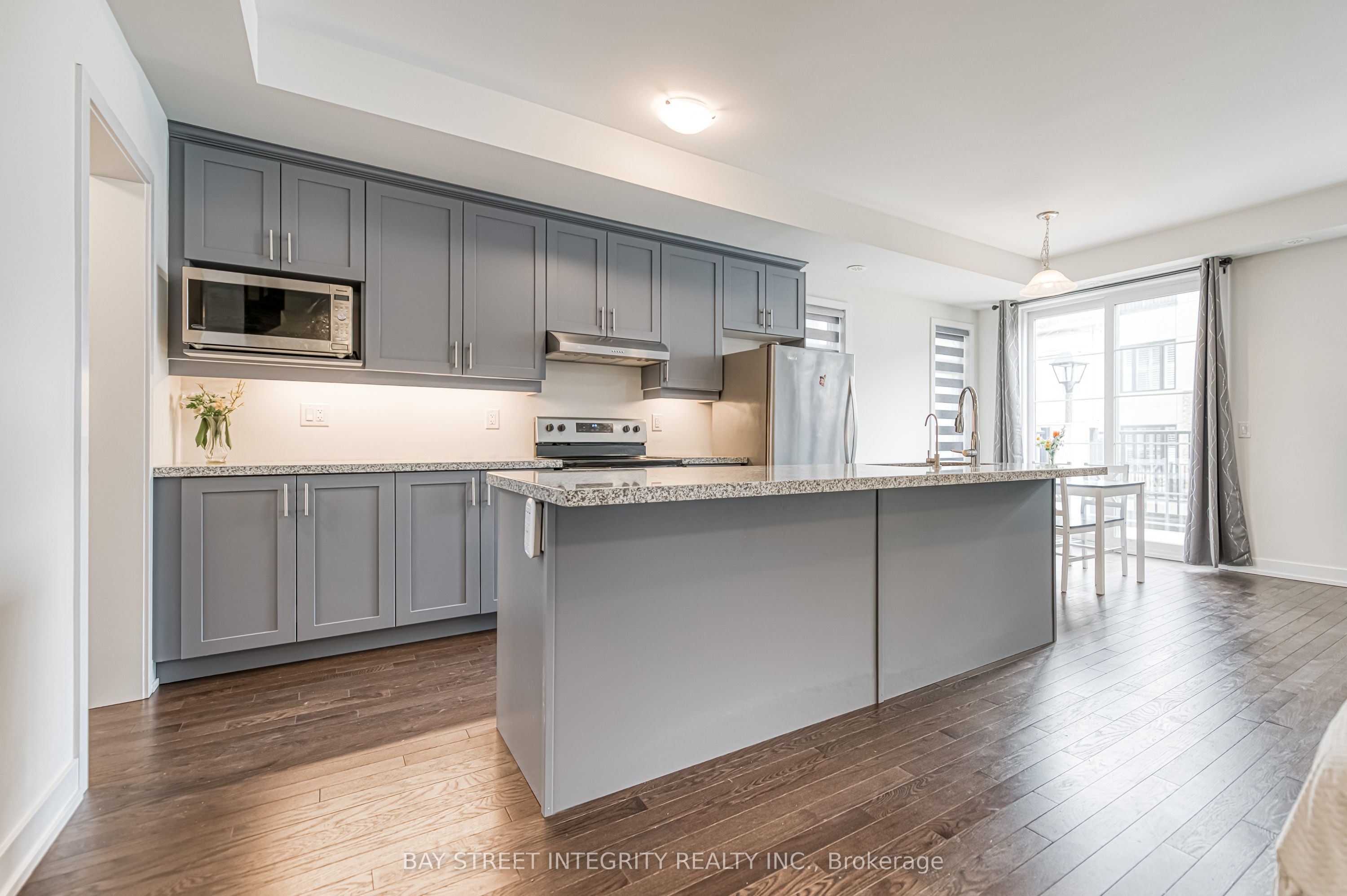 94 Guardhouse Crescent