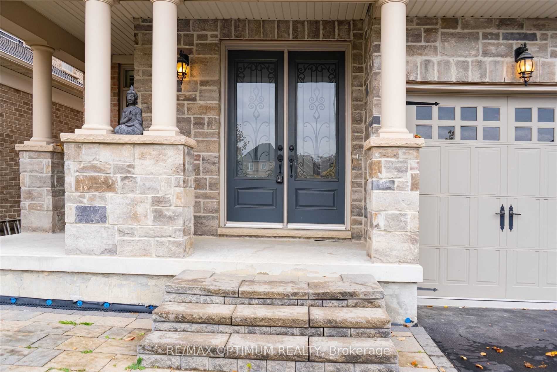 43 Legendary Circle Upper