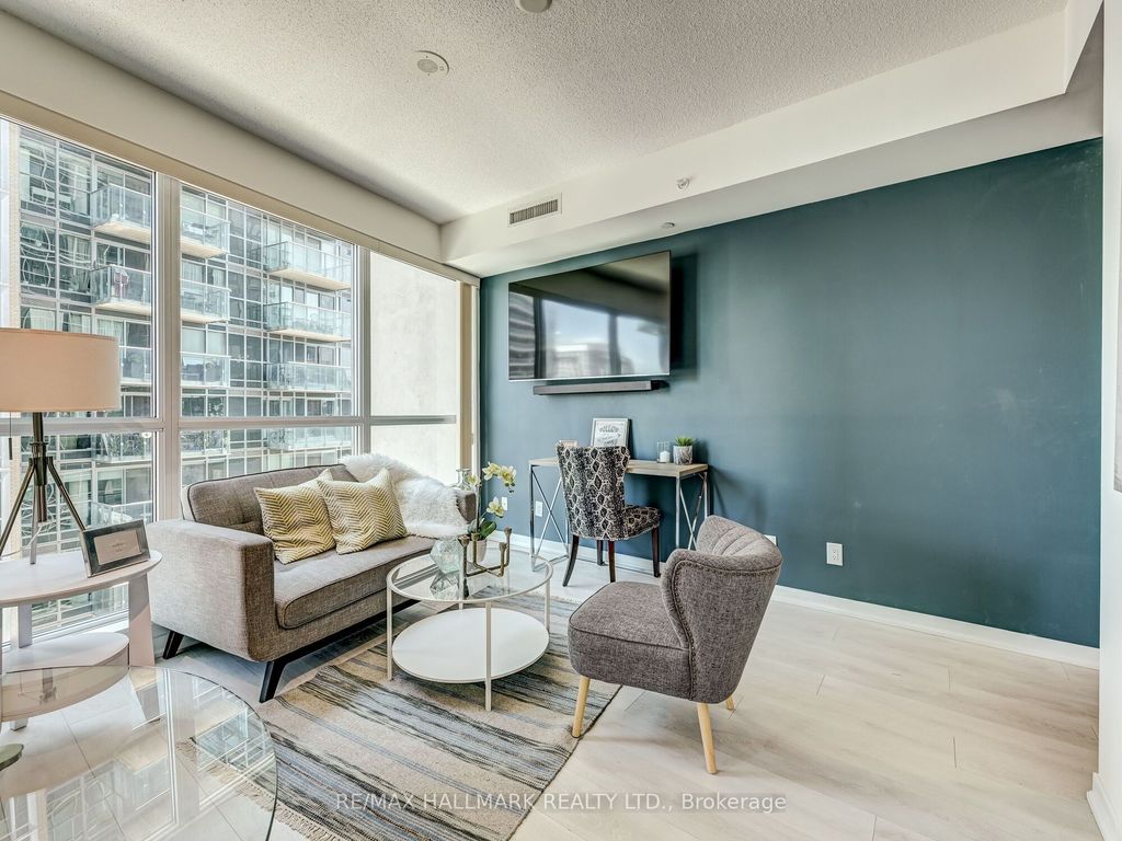 Photo of 150 East Liberty Street #704, Toronto, ON M6K 3R5 (MLS # C12448159)