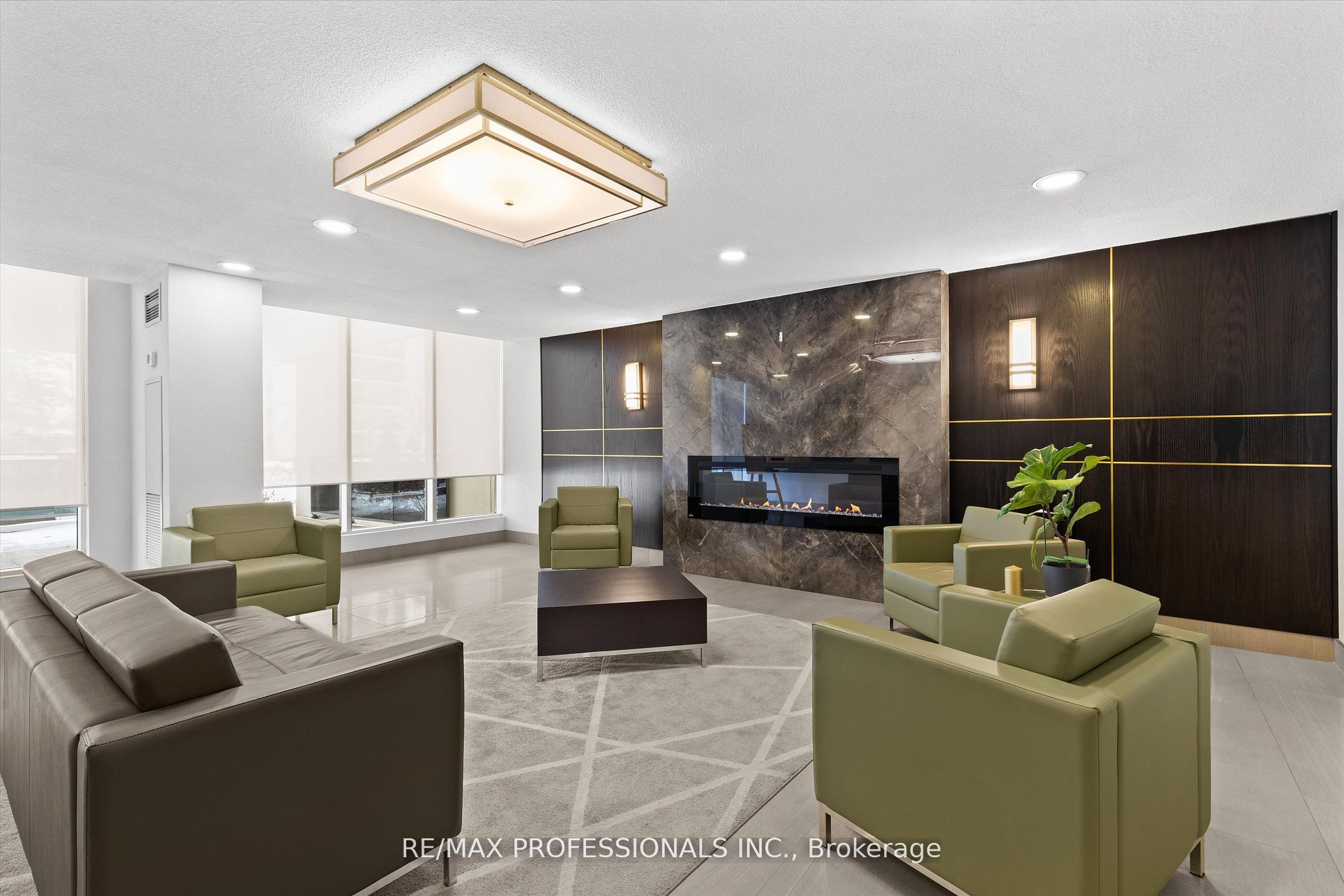 820 Burnhamthorpe Road 508