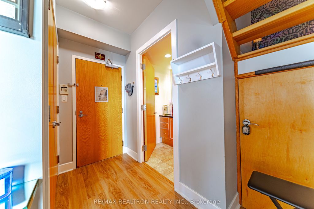 Photo of 7 Lorraine Drive #LRG 7, Toronto, ON M2N 7H3 (MLS # C12942182)