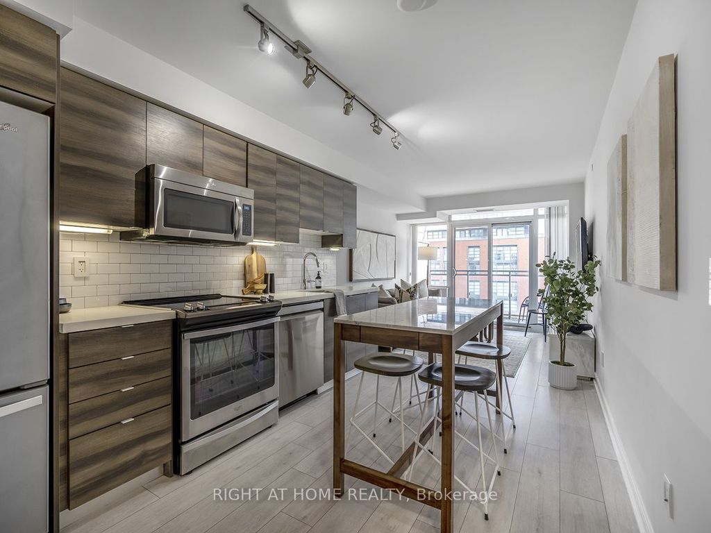 Photo of 525 Adelaide Street W #1622, Toronto, ON M5V 0N7 (MLS # C12753884)