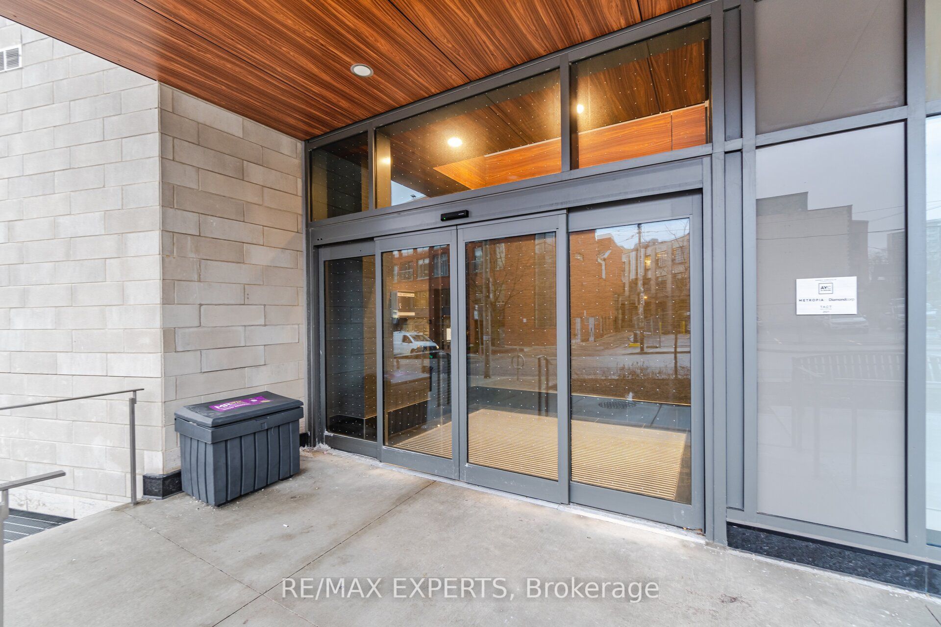 181 Bedford Road 206