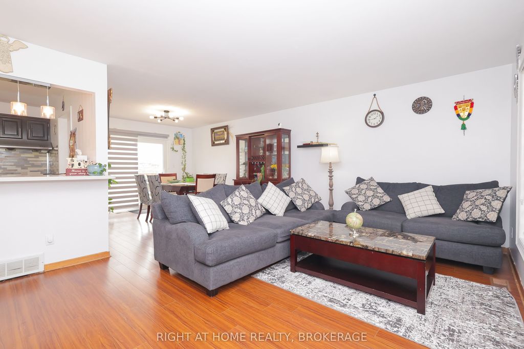 Photo of 7698 Mulhern Street, Niagara Falls, ON L2H 1B5 (MLS # X12980262)