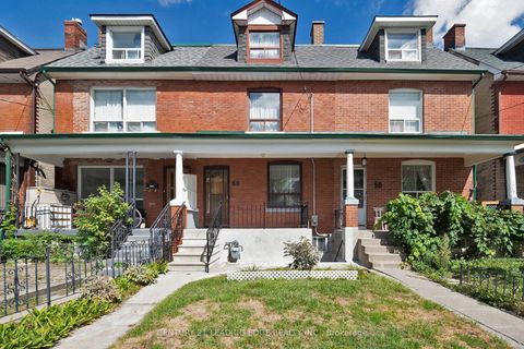 Photo of 60 Ulster Street, Toronto, ON M5S 1E5 (MLS # C12375342)