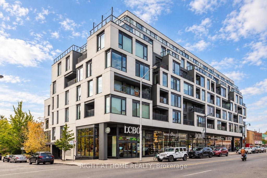 Photo of 530 Indian Grove #303, Toronto, ON M6P 0B3 (MLS # W13842812)