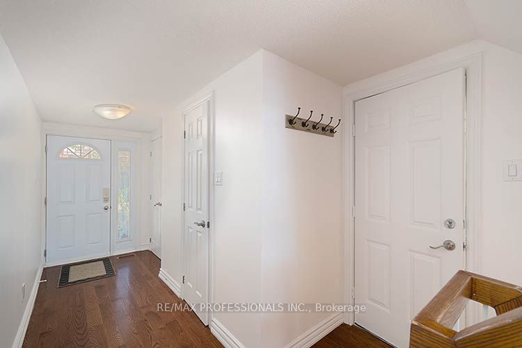 4230 Fieldgate Drive 34