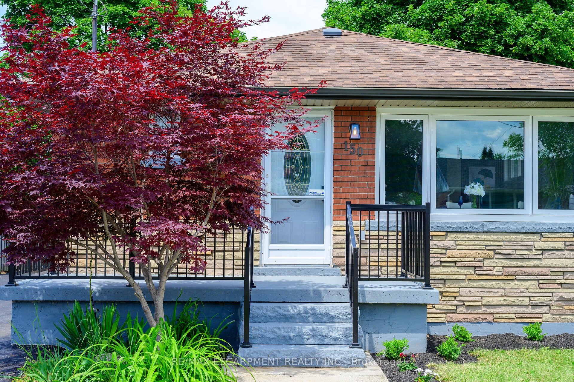 150 Howard Avenue