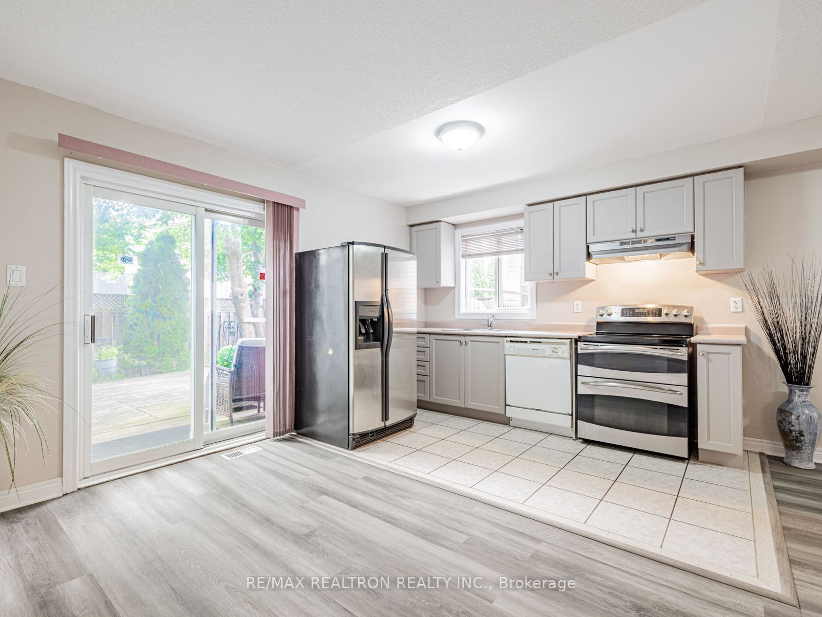 110 Derrywood Drive