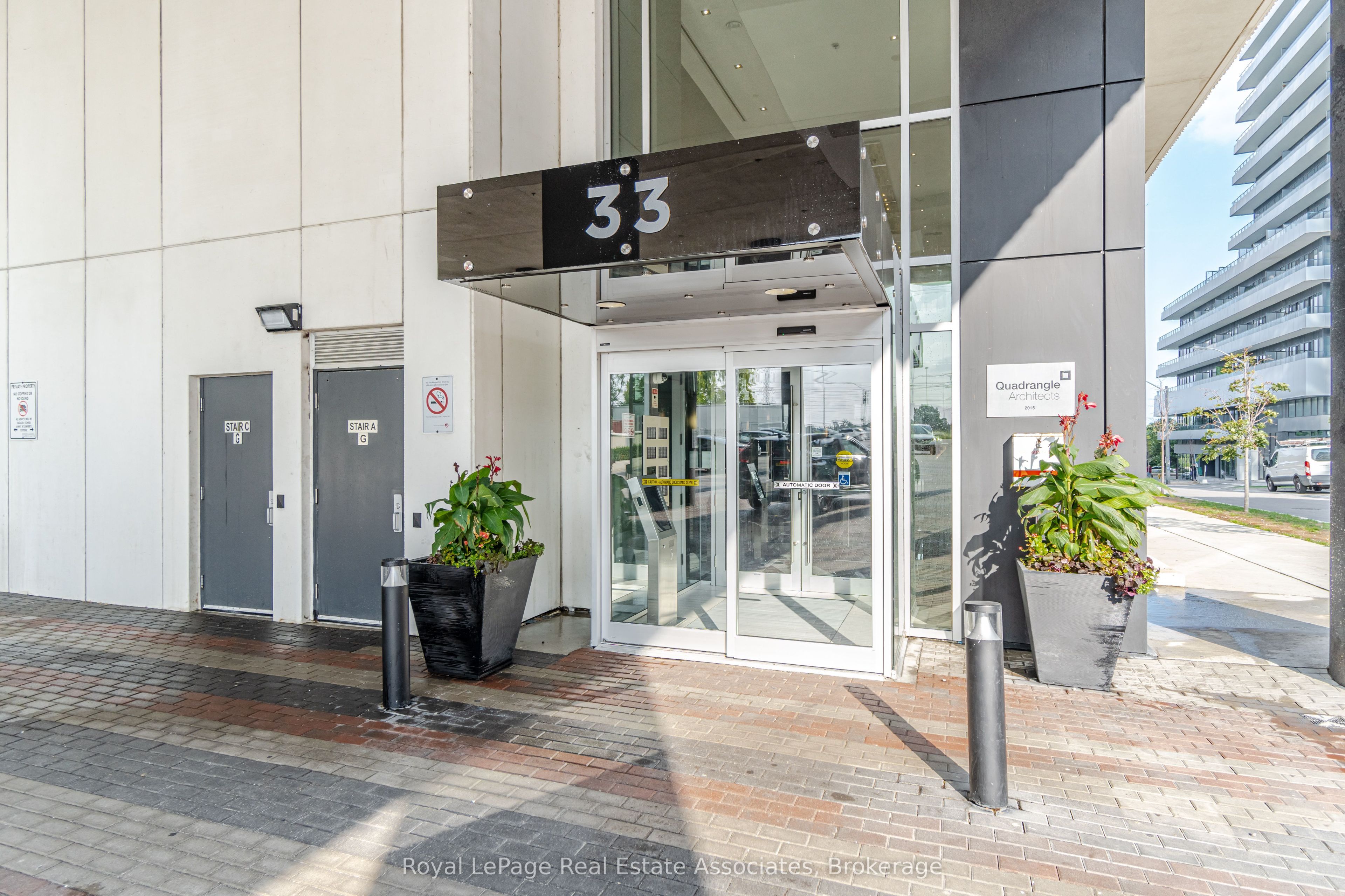 33 Shore Breeze Drive 2301