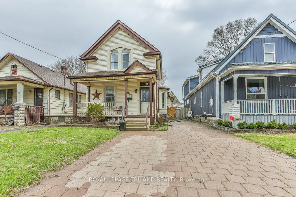 Photo of 941 QUEENS Avenue, London East, ON N5W 3H9 (MLS # X12988896)