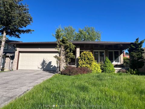 58 Liebeck Crescent Markham ON L3R 1Y5