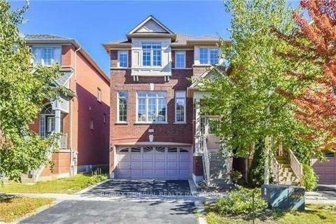 13 Fairlawn Avenue Markham ON L6C 2E7