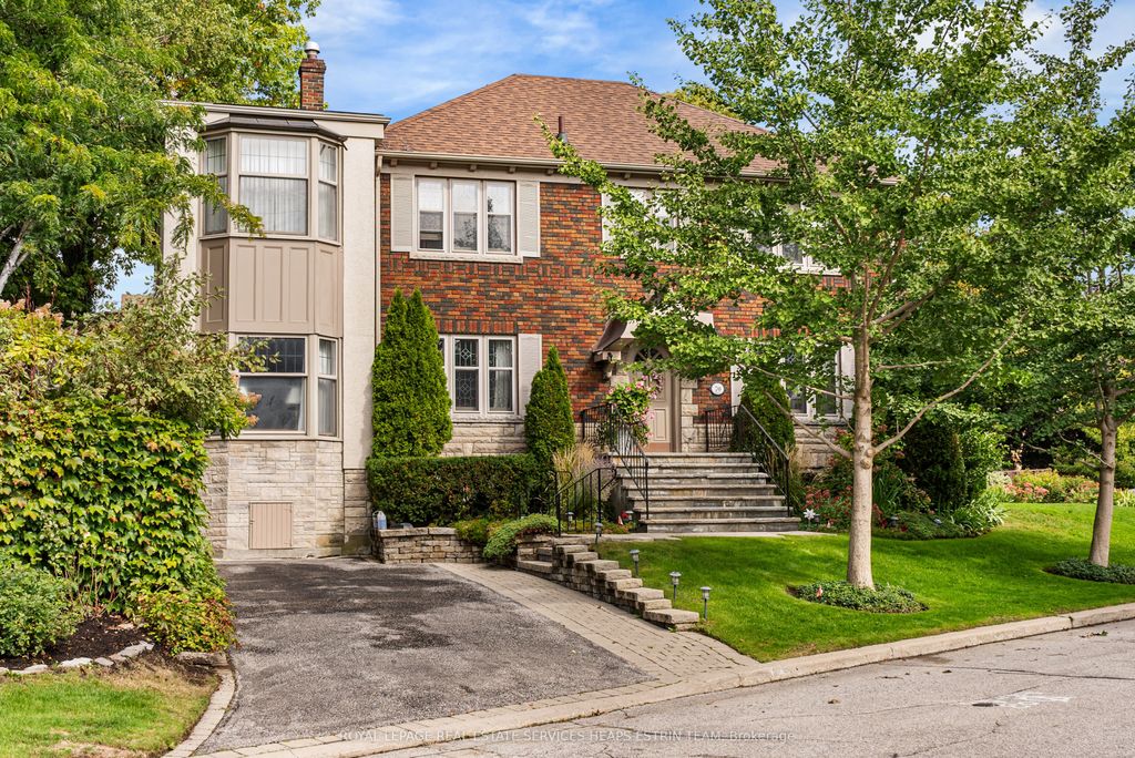 Photo of 70 Bessborough Drive, Toronto, ON M4G 3J1 (MLS # C12471869)
