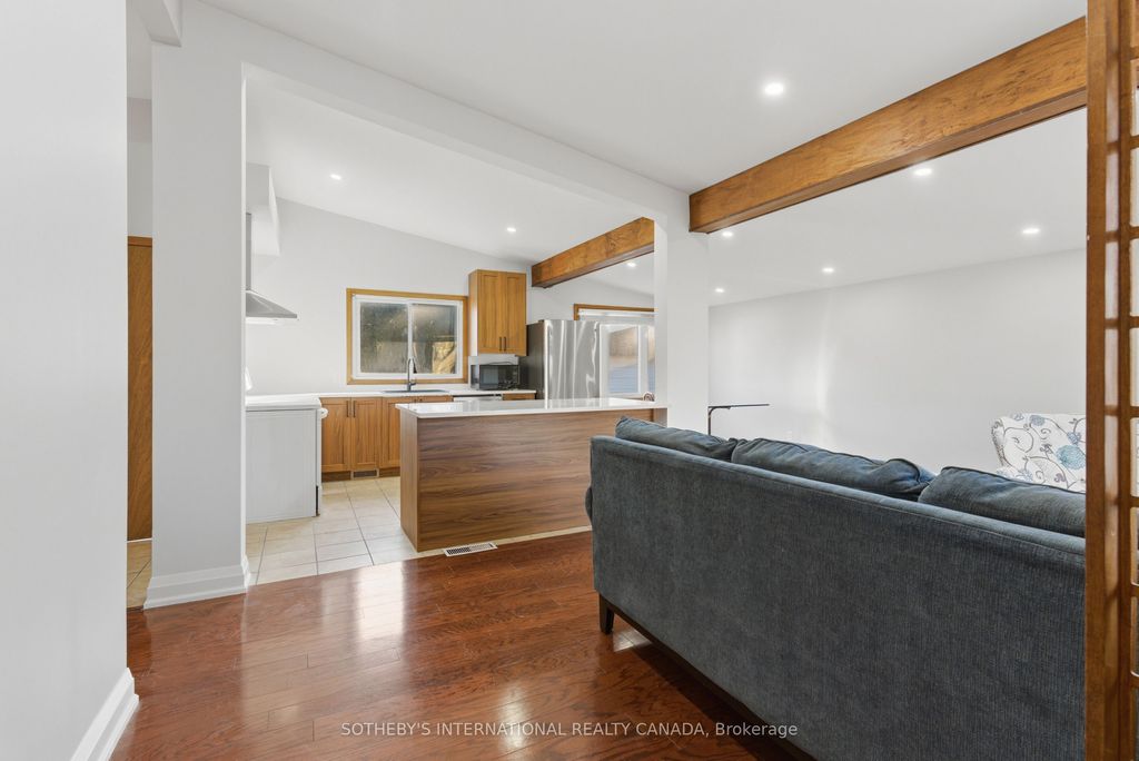 Photo of 4206 Glenayr Avenue, Niagara Falls, ON L2E 6J9 (MLS # X12721616)