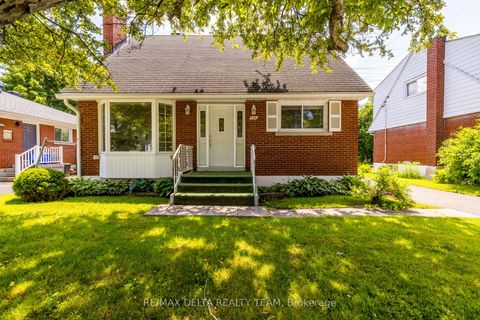 Photo of 644 Browning Avenue, Alta Vista and Area, ON K1G 0T9 (MLS # X12472579)