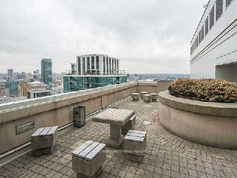 25 The Esplanade N/A 2212