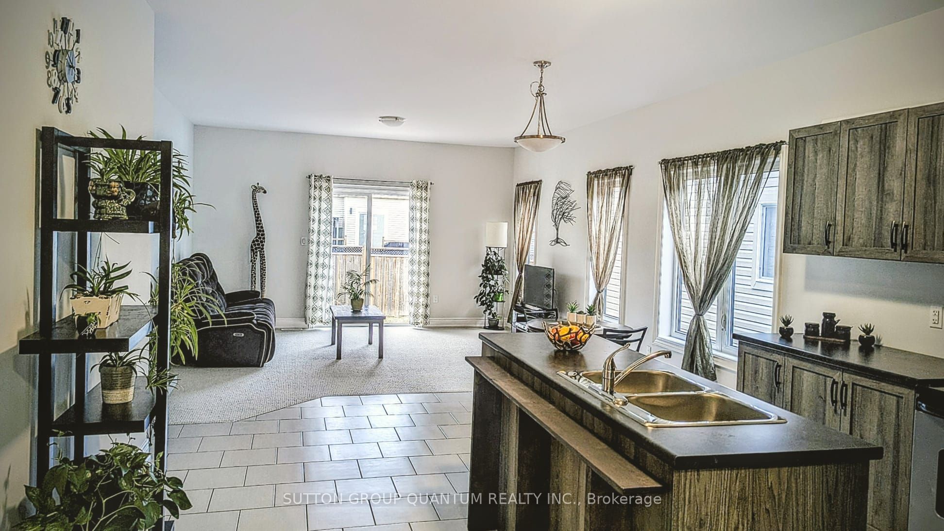 420 Williams Crescent