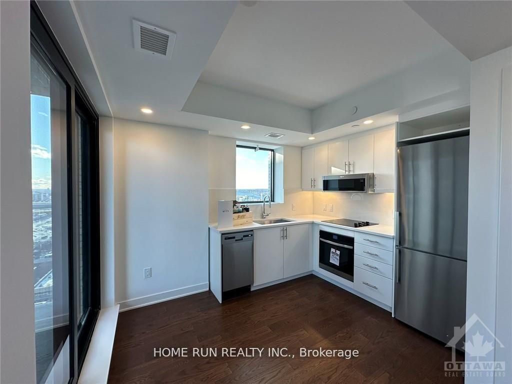 Photo of 340 QUEEN Street #2411, Ottawa Centre, ON K1R 0G1 (MLS # X12657854)