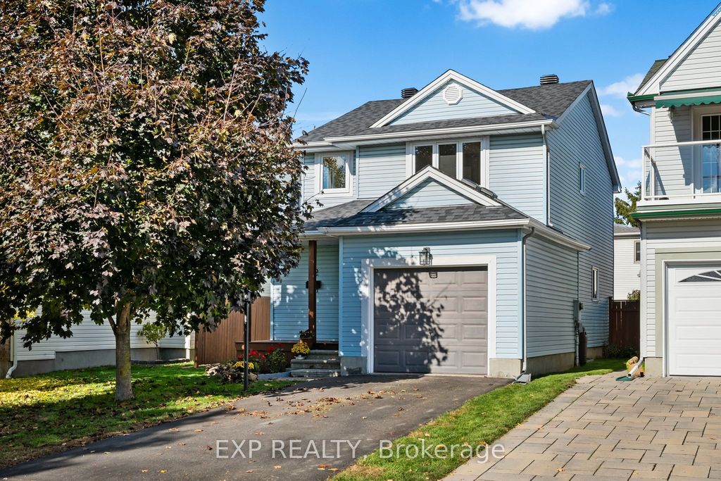 Photo of 32 Peacock Crescent, Barrhaven, ON K2J 3P6 (MLS # X13074854)