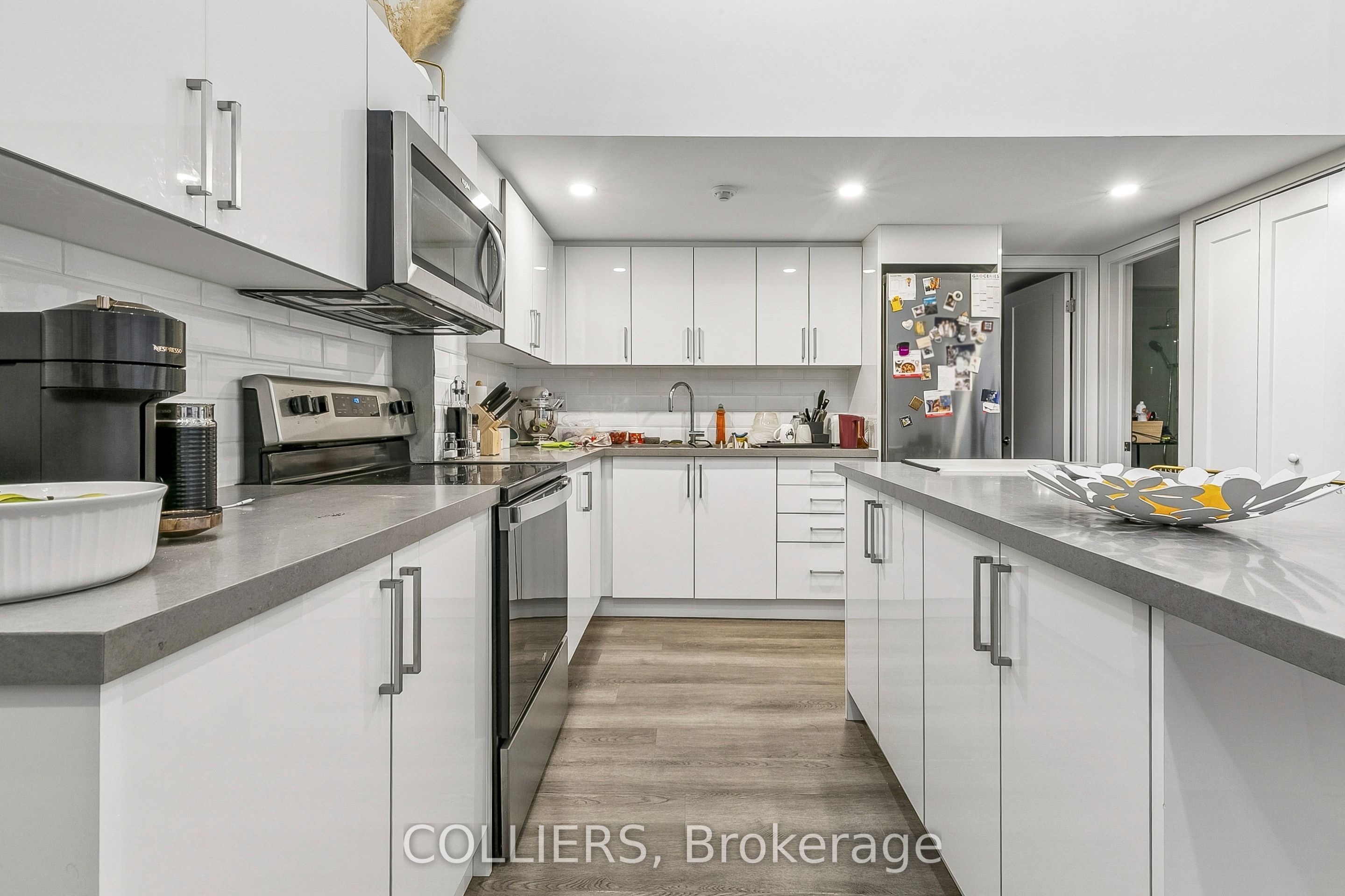 728 Queen Street E