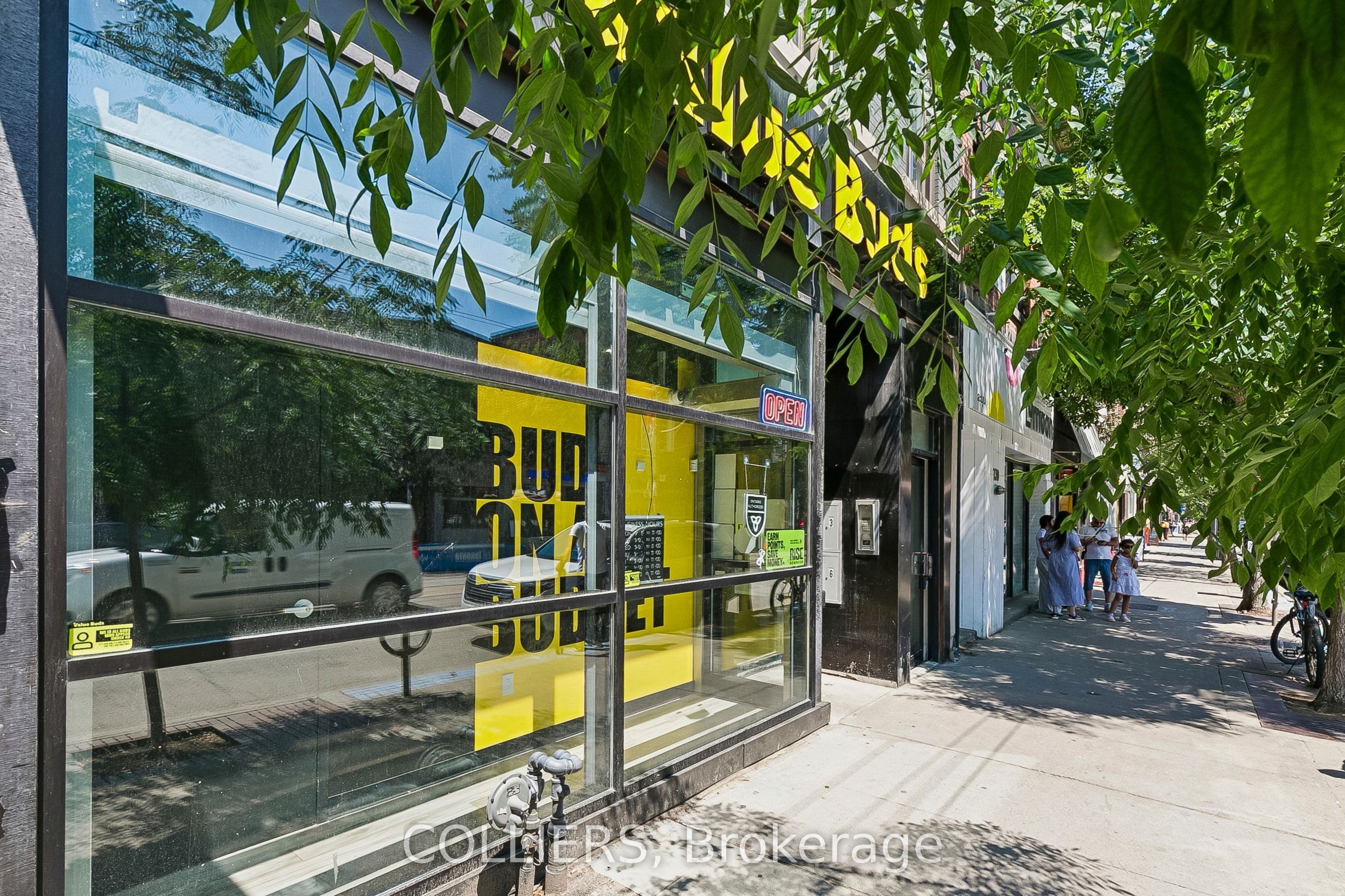 728 Queen Street E