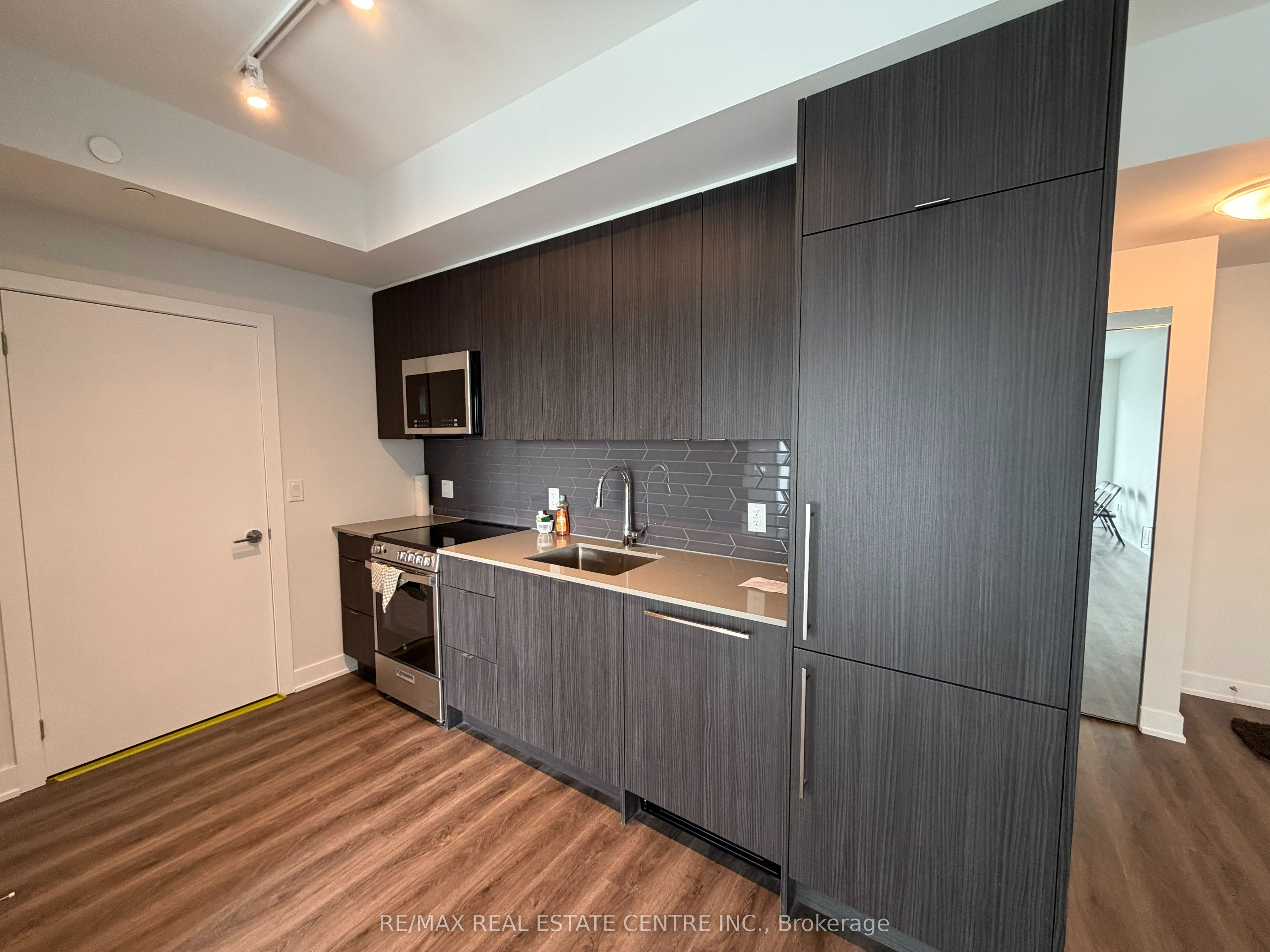 4130 Parkside Village Drive W 3111