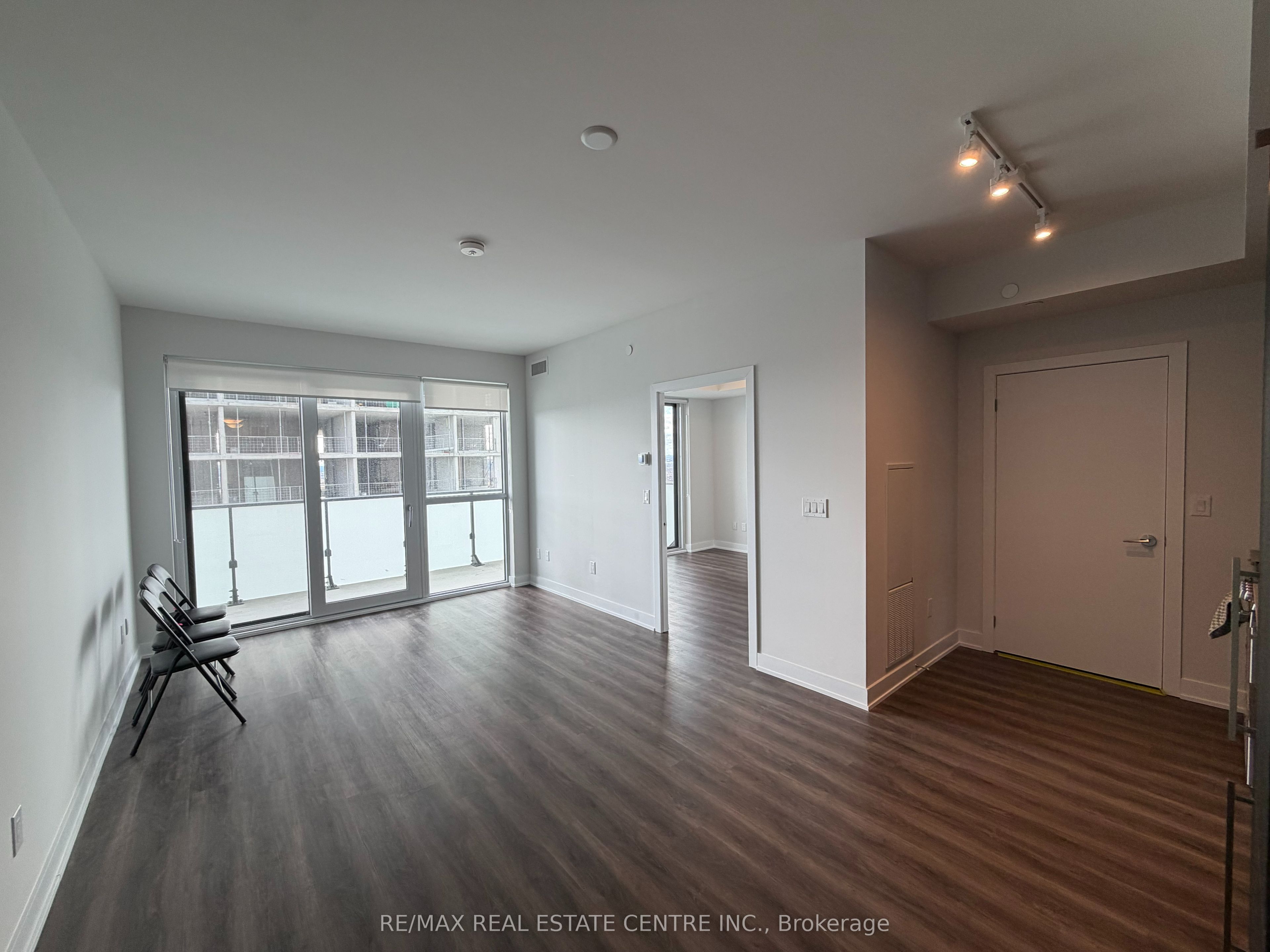 4130 Parkside Village Drive W 3111