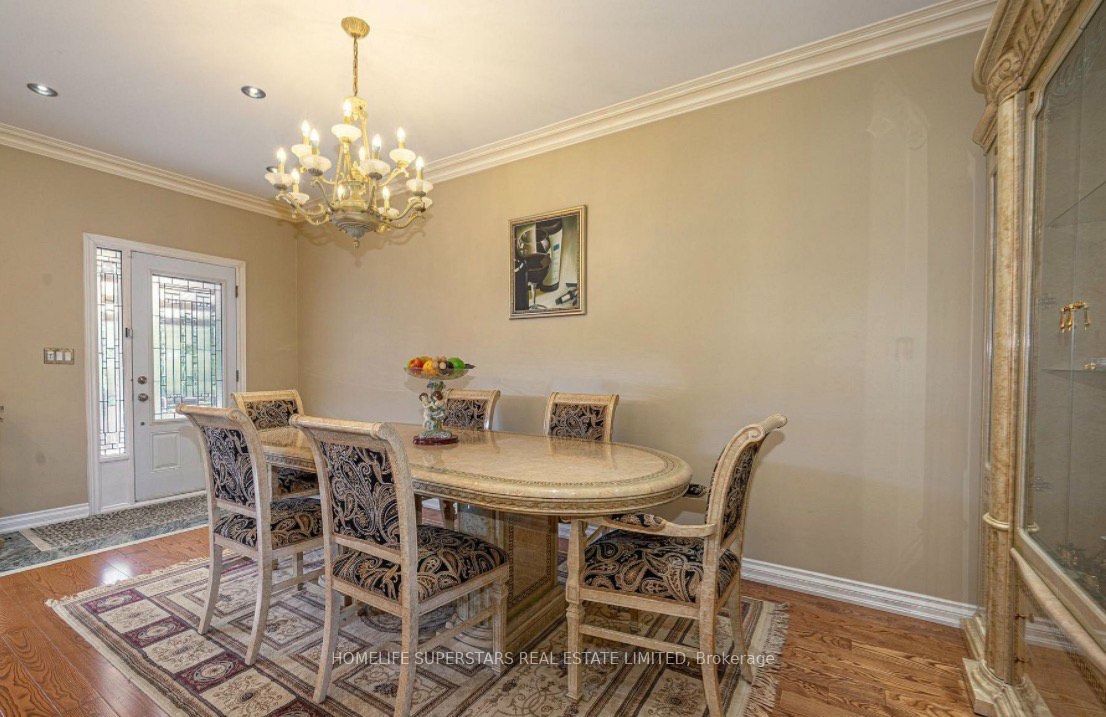 47 Davos Road S