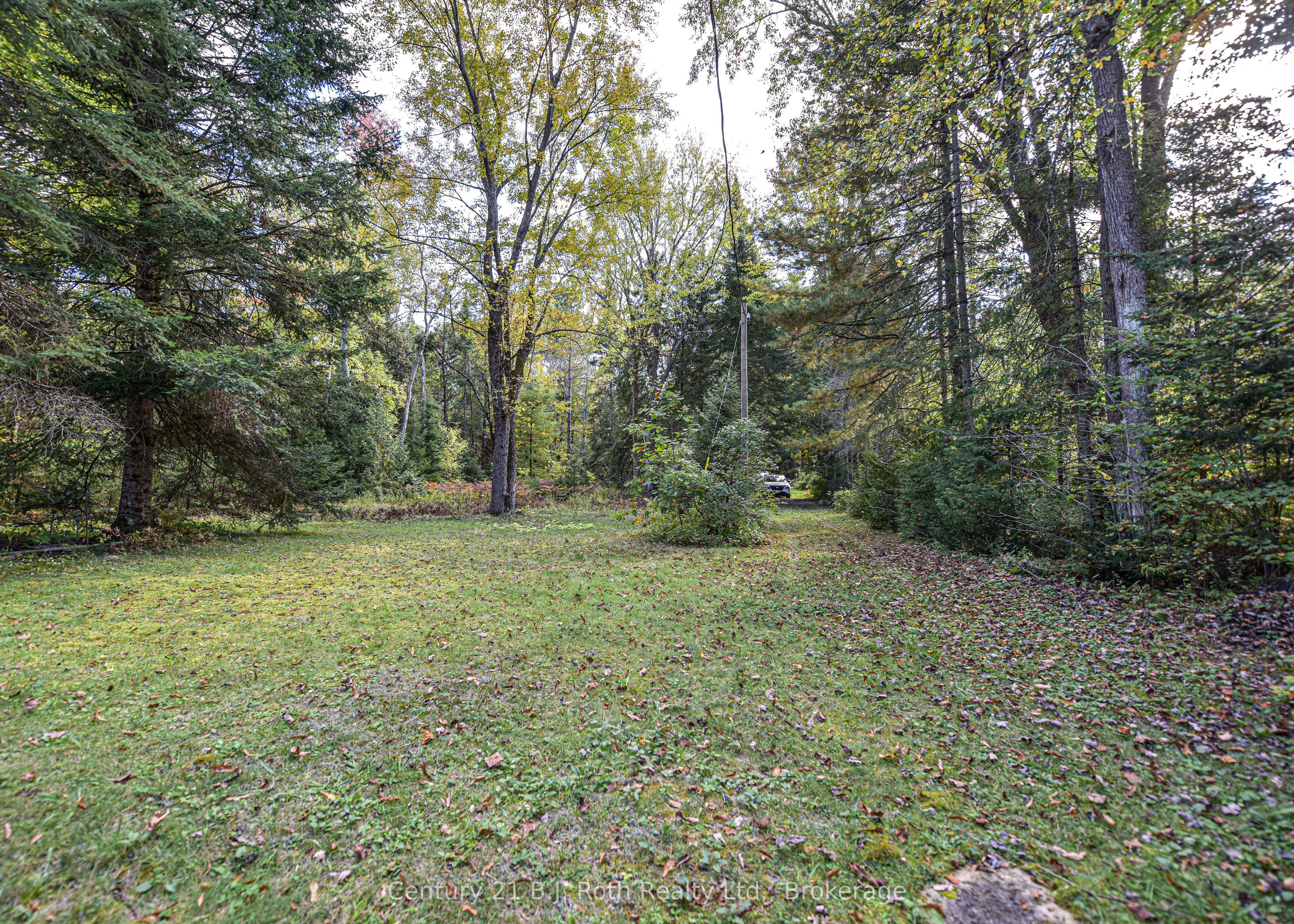 6571 Pioneer Village Lane