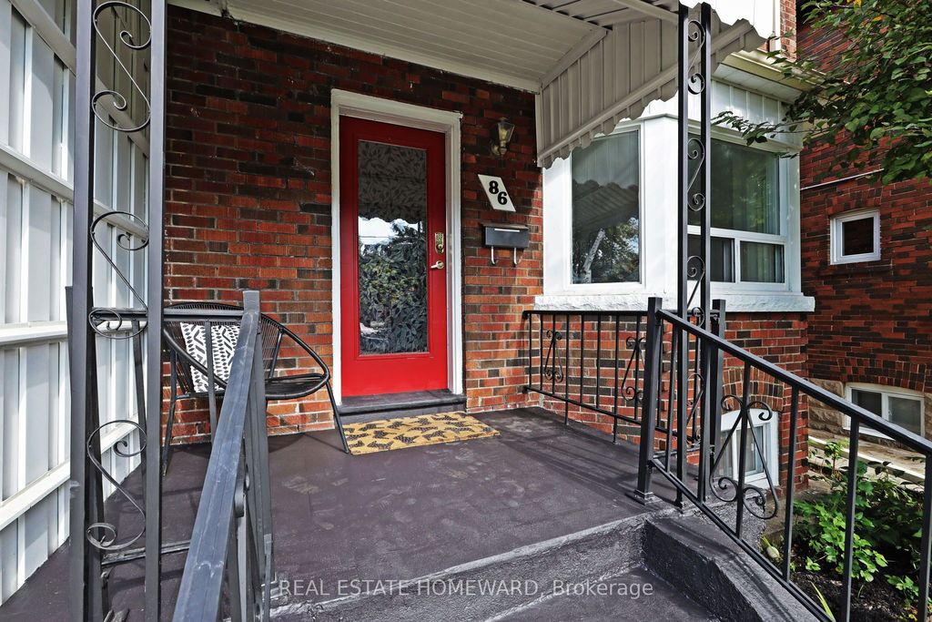 Photo of 86 Floyd Avenue, Toronto, ON M4K 2B5 (MLS # E12432144)