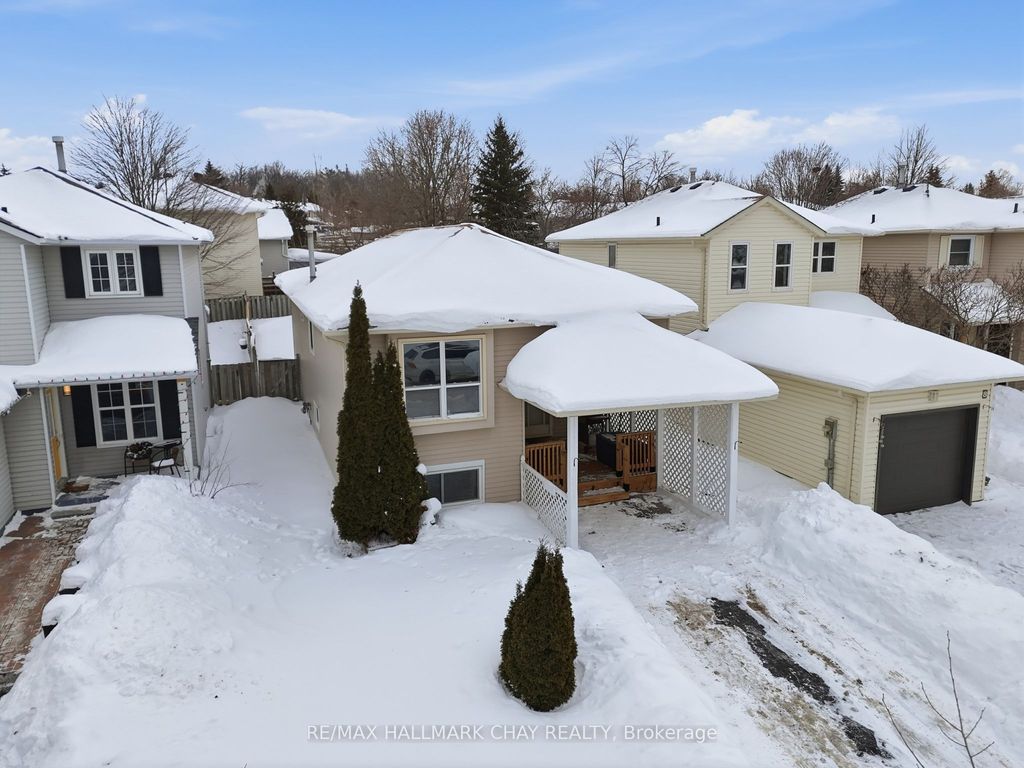 Photo of 6 D'ambrosio Drive, Barrie, ON L4N 6V5 (MLS # S12909390)